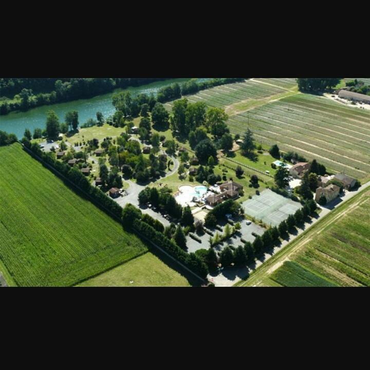 Domaine De Guillalmes Hotel Fumel ภายนอก รูปภาพ